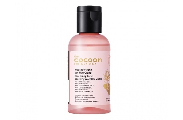 Nước tẩy trang sen Hậu Giang Cocoon 50ml thuần chay Nước tẩy trang sen Hậu Giang Cocoon 50ml thuần chay